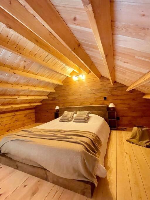 Luxuszelt Mountain Eco Shelter 9 *